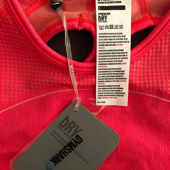 2 NWT gymshark crop tops! - Picture 3 of 4
